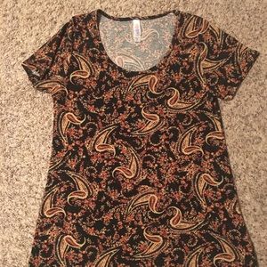 Lularoe Classic Tee - XS